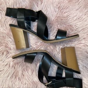 Gently worn chunky black heels!